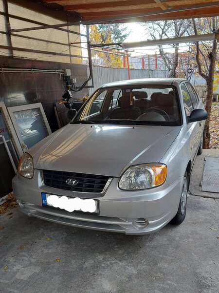 Hyundai Accent