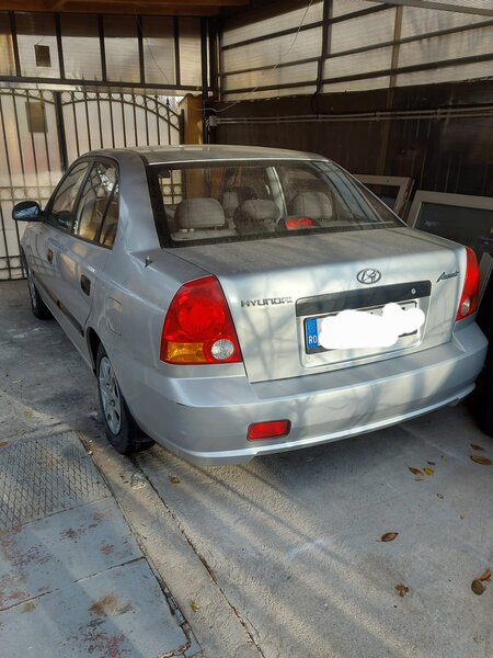 Hyundai Accent